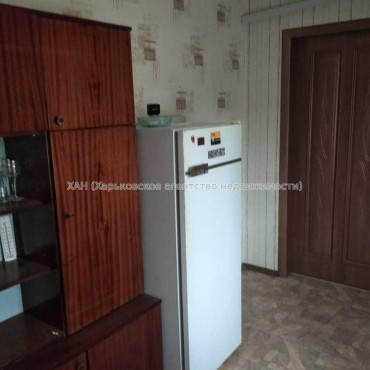 Продам квартиру, Конотопская ул. , 2  ком., 39 м², косметический ремонт 