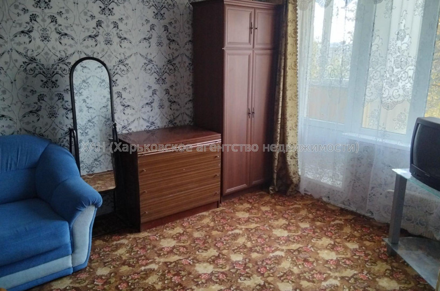Продам квартиру, Валентиновская ул. , 1  ком., 27 м², косметический ремонт 