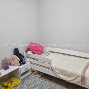 Продам квартиру, Валентиновская ул. , 2  ком., 46.20 м², капитальный ремонт 