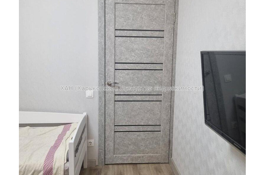 Продам квартиру, Валентиновская ул. , 2  ком., 46.20 м², капитальный ремонт 