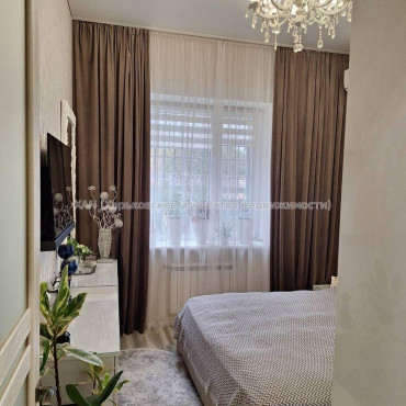 Продам квартиру, Залютинская ул. , 2  ком., 56 м², евроремонт 