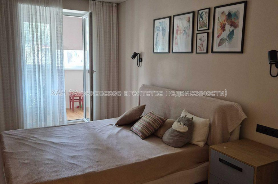 Продам квартиру, Героев Харькова просп. , 2 кім., 65 м², евроремонт 