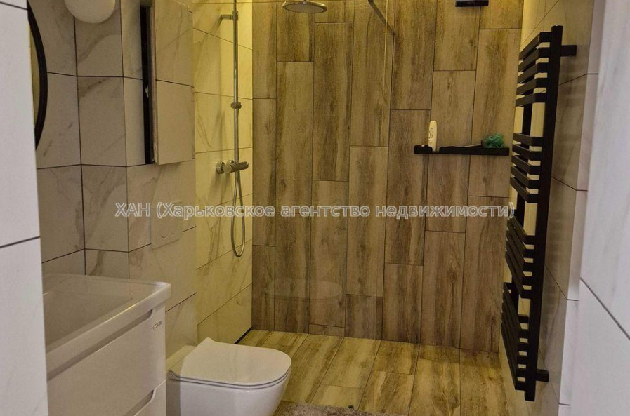 Продам квартиру, Героев Харькова просп. , 2 кім., 65 м², евроремонт 