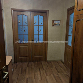 Продам квартиру, Старопрудная ул. , 3 кім., 60.60 м², косметический ремонт