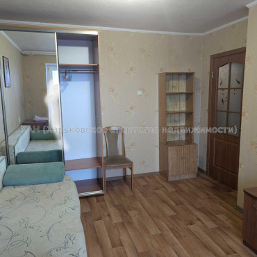 Продам квартиру, Старопрудная ул. , 3 кім., 60.60 м², косметический ремонт 