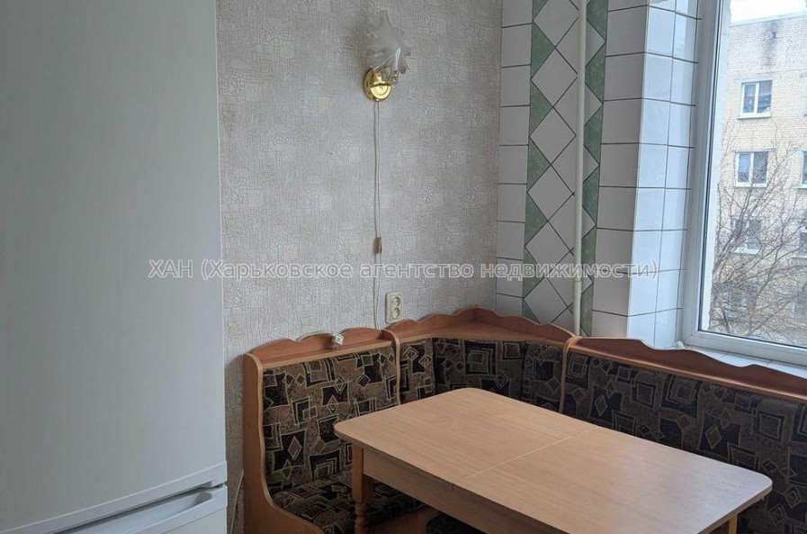 Продам квартиру, Старопрудная ул. , 3 кім., 60.60 м², косметический ремонт 