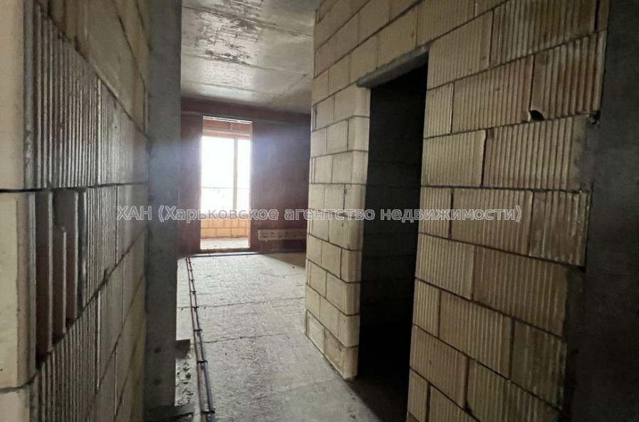 Продам квартиру, Свободы ул. , 2 кім., 75 м², без внутренних работ 