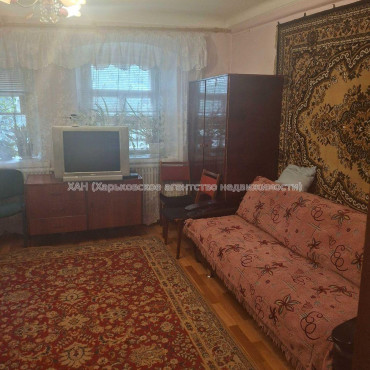 Продам квартиру, Столярный пер. , 1  ком., 29 м², косметический ремонт 
