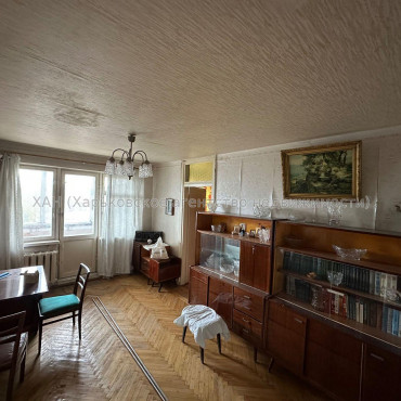 Продам квартиру, Байрона пр-т , 2 кім., 44 м², советский ремонт 