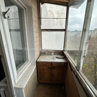 Продам квартиру, Байрона пр-т , 2 кім., 44 м², советский ремонт 