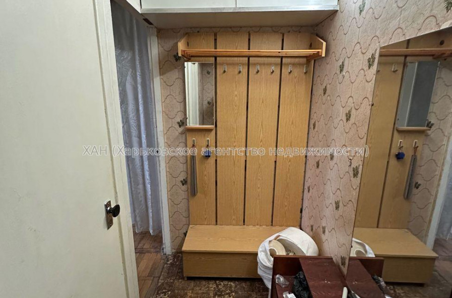 Продам квартиру, Байрона пр-т , 2 кім., 44 м², советский ремонт 