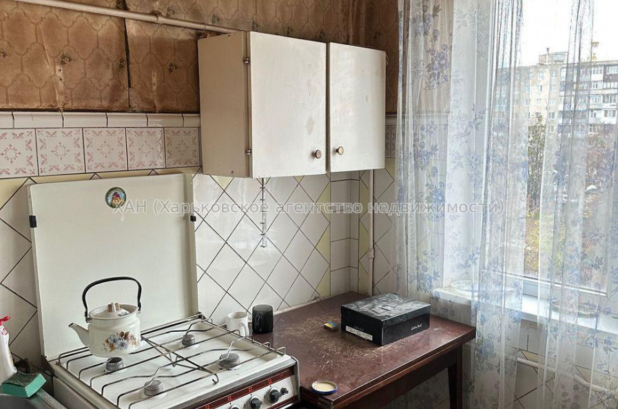 Продам квартиру, Байрона пр-т , 2 кім., 44 м², советский ремонт 