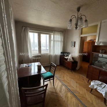Продам квартиру, Байрона пр-т , 2 кім., 44 м², советский ремонт 
