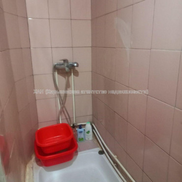 Продам квартиру, Леси Украинки ул. , 1  ком., 35 м², косметический ремонт 