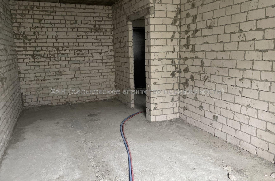 Продам квартиру, Мира ул. , 1  ком., 39.70 м², без внутренних работ 