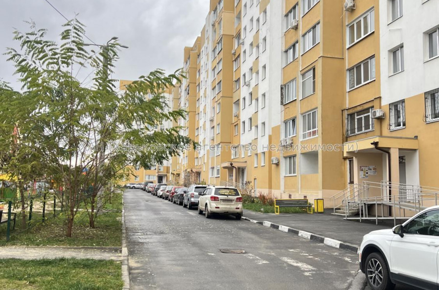 Продам квартиру, Льва Ландау просп. , 52Л , 1 кім., 40 м², без отделочных работ 