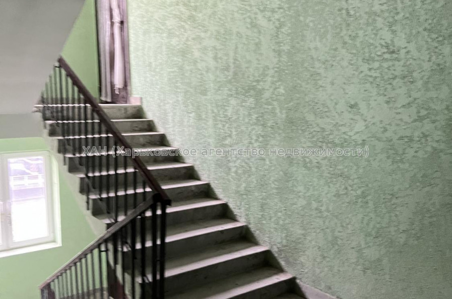 Продам квартиру, Льва Ландау просп. , 52Л , 1 кім., 40 м², без отделочных работ 