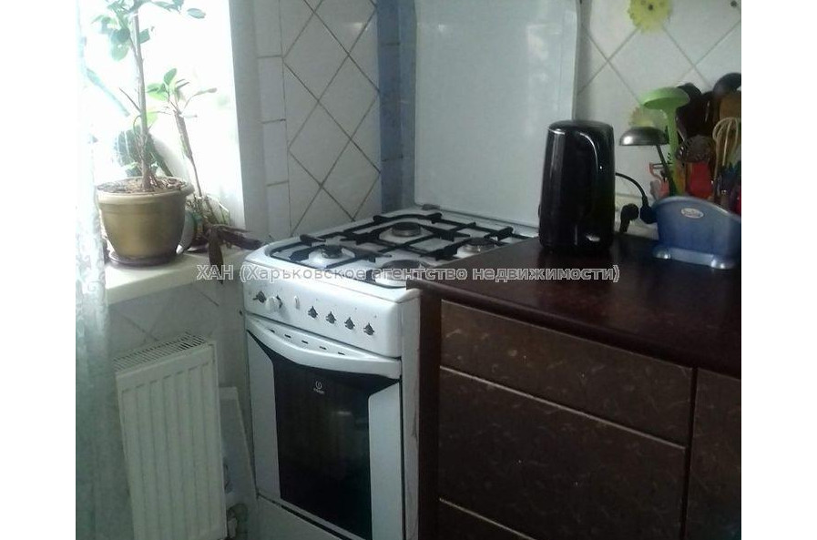 Продам квартиру, Полтавский Шлях ул. , 3 кім., 63 м², косметический ремонт 