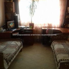 Продам квартиру, Полтавский Шлях ул. , 3 кім., 63 м², косметический ремонт