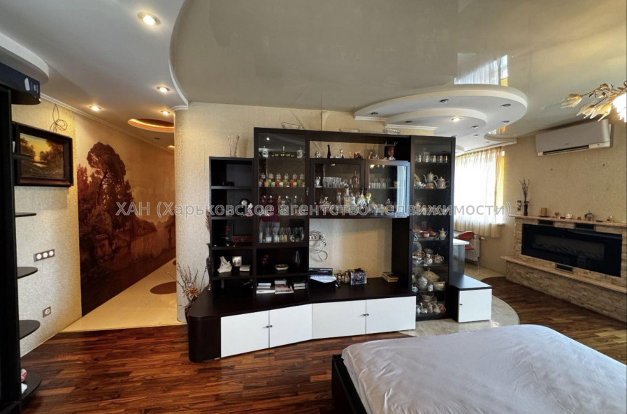 Продам квартиру, Петра Григоренко пр-т , 1 кім., 55.70 м², евроремонт 