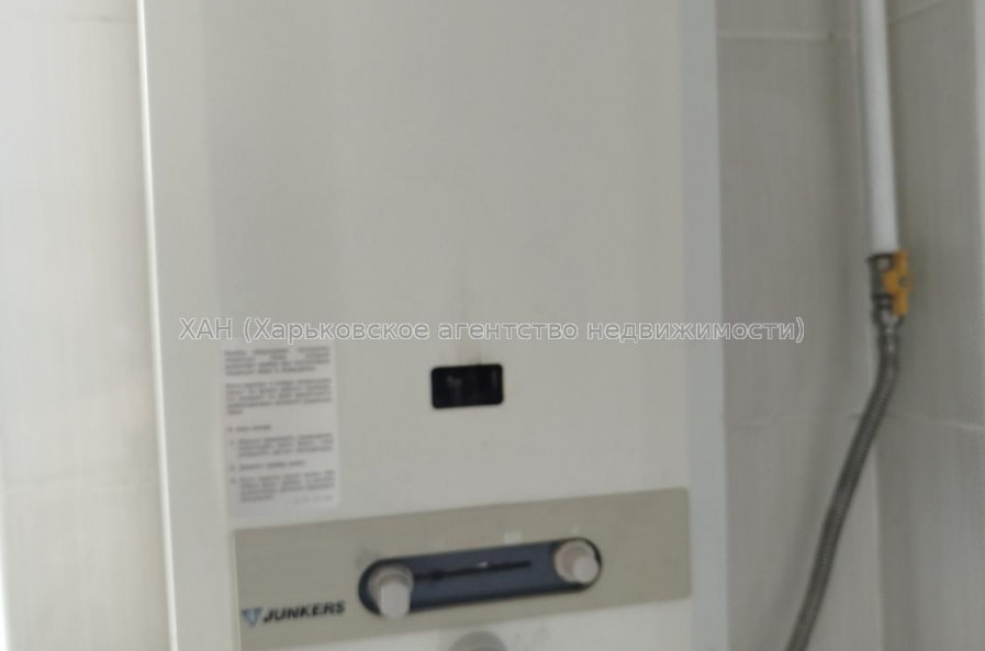 Продам квартиру, Академиков Ахиезеров ул. , 2 кім., 55.10 м², косметический ремонт 