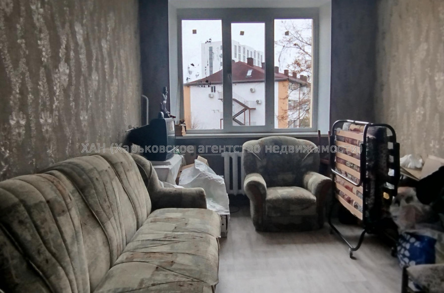 Продам квартиру, Академиков Ахиезеров ул. , 2 кім., 55.10 м², косметический ремонт 