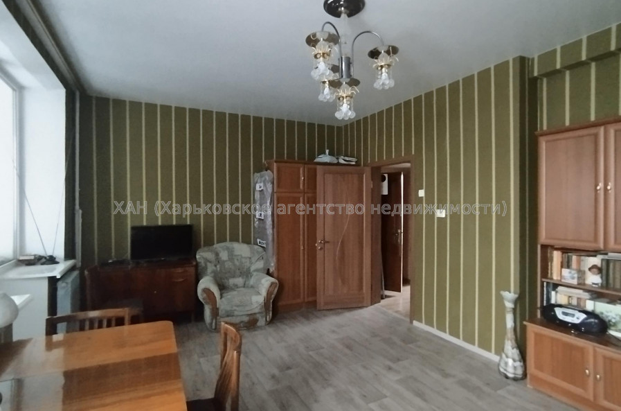 Продам квартиру, Академиков Ахиезеров ул. , 2 кім., 55.10 м², косметический ремонт 