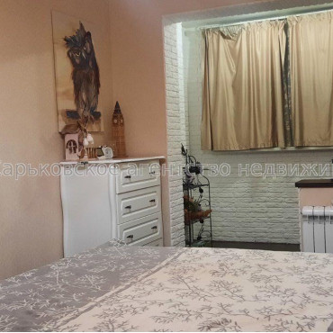 Продам квартиру, Академика Павлова ул. , 4 кім., 82 м², авторский дизайн 