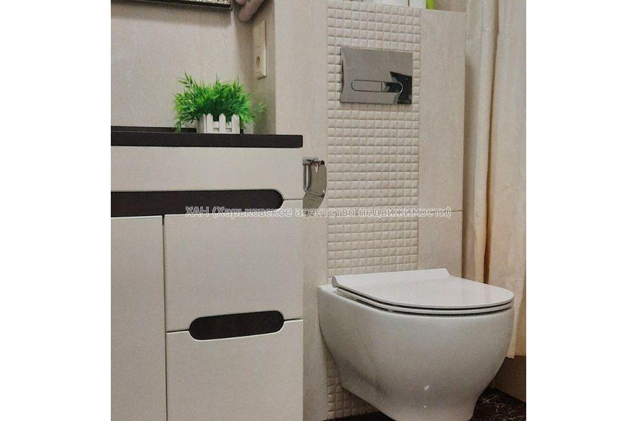 Продам квартиру, Академика Павлова ул. , 4 кім., 82 м², авторский дизайн 