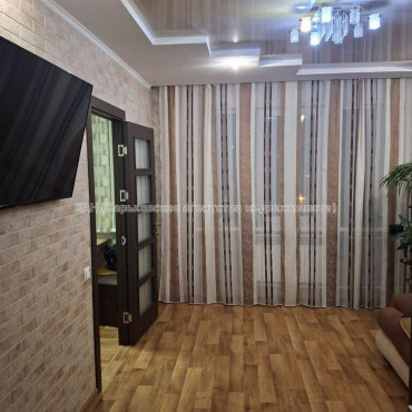 Продам квартиру, Амосова ул. , 3 кім., 67 м², капитальный ремонт 