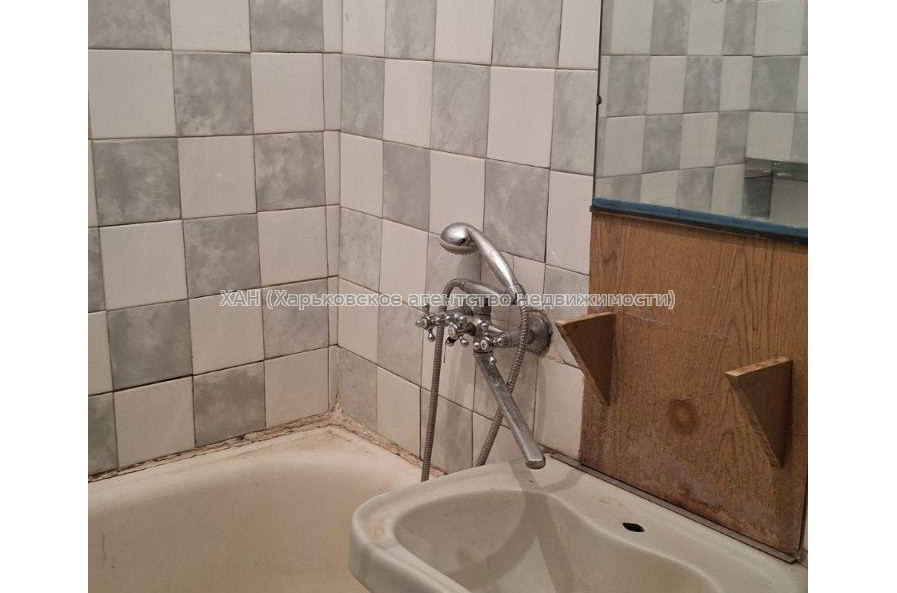 Продам квартиру, Женевская ул. , 2  ком., 51.50 м², без внутренних работ 