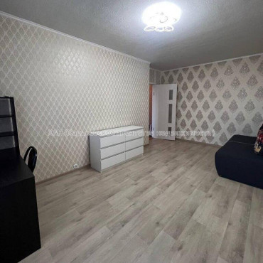 Продам квартиру, Старошишковская ул. , 1  ком., 32 м², косметический ремонт 