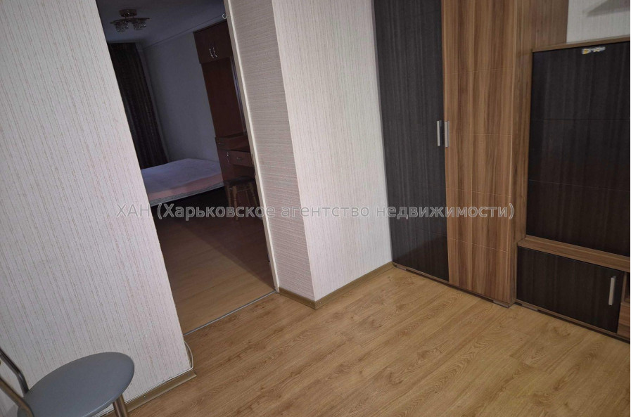 Продам квартиру, Полтавский Шлях ул. , 130/132 , 2 кім., 44 м², косметический ремонт 