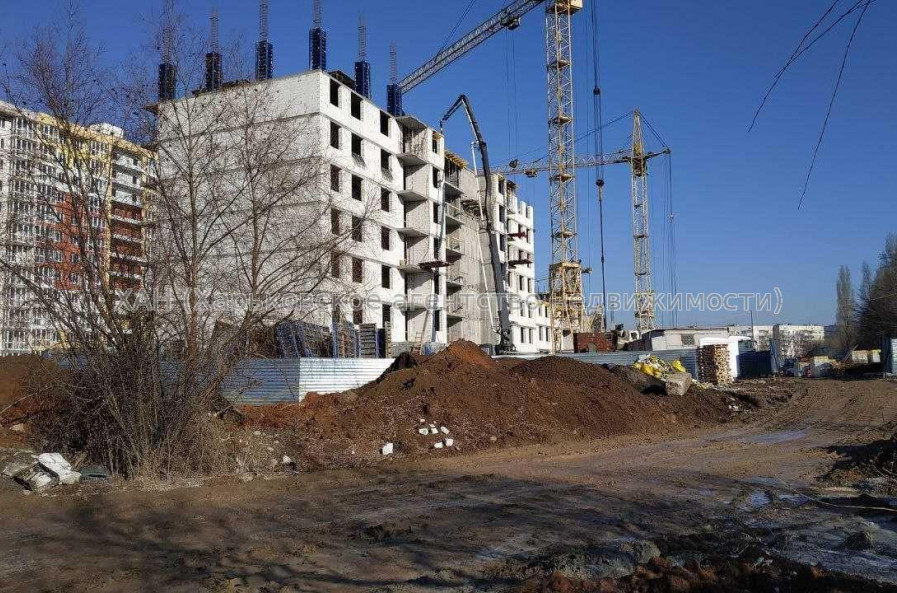 Продам квартиру, Гвардейцев Широнинцев ул. , 1 кім., 44.15 м², без внутренних работ 