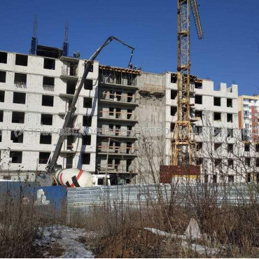 Продам квартиру, Гвардейцев Широнинцев ул. , 1 кім., 44.15 м², без внутренних работ 