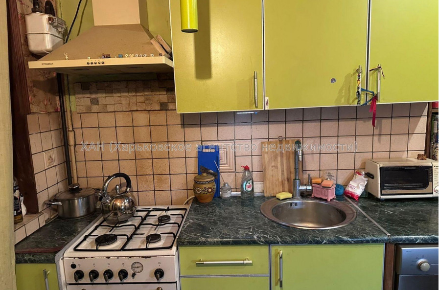 Продам квартиру, 2 кім., 44 м², косметический ремонт 