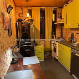 Продам квартиру, 2 кім., 44 м², косметический ремонт