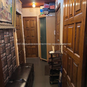 Продам квартиру, 2 кім., 44 м², косметический ремонт 