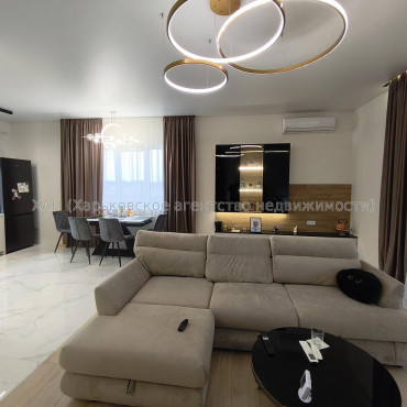 Продам дом, Соборная ул. , 124 м², 8.50 сот., авторский дизайн 