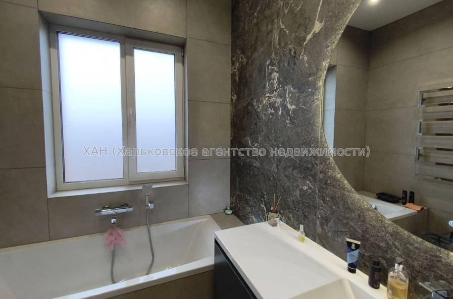 Продам дом, Соборная ул. , 124 м², 8.50 сот., авторский дизайн 