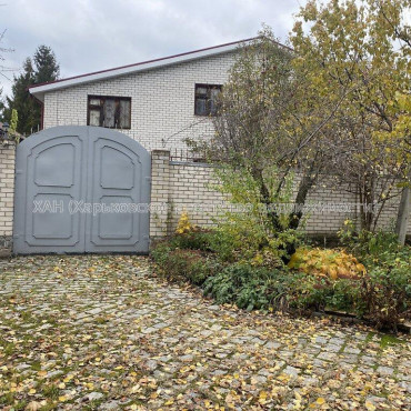 Продам будинок, 220 м², 10 соток, капитальный ремонт 