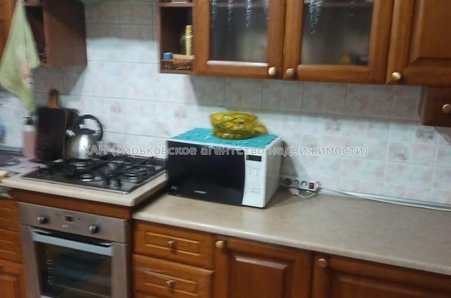 Продам дом, 220 м², 10 сот., капитальный ремонт 