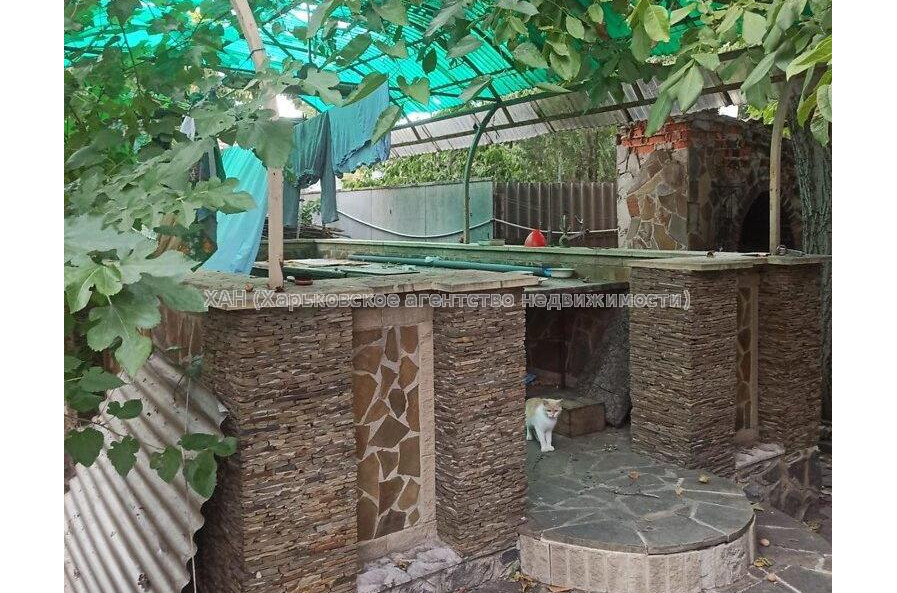 Продам дом, 220 м², 10 сот., капитальный ремонт 