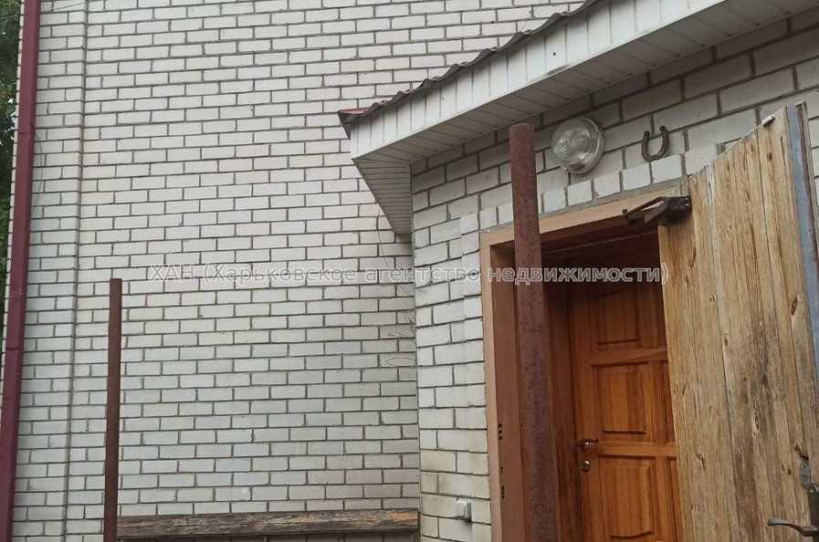 Продам дом, 220 м², 10 сот., капитальный ремонт 