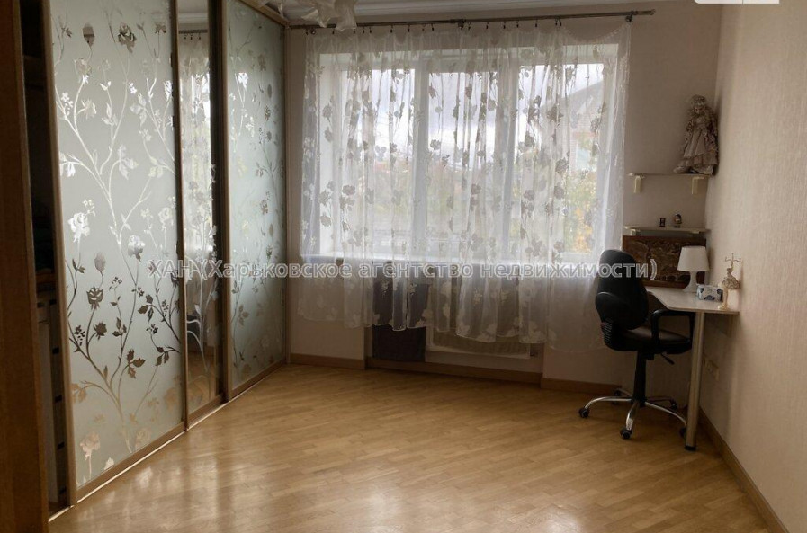 Продам будинок, 266 м², 7 соток, капитальный ремонт 