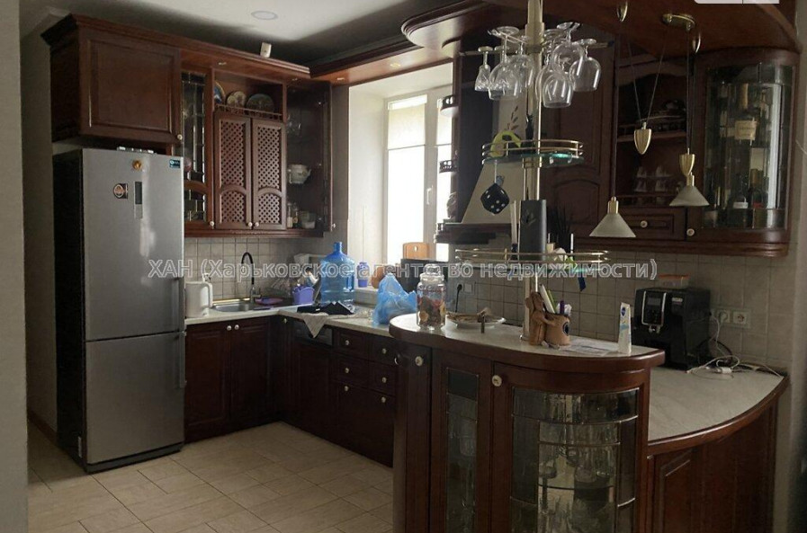 Продам будинок, 266 м², 7 соток, капитальный ремонт 