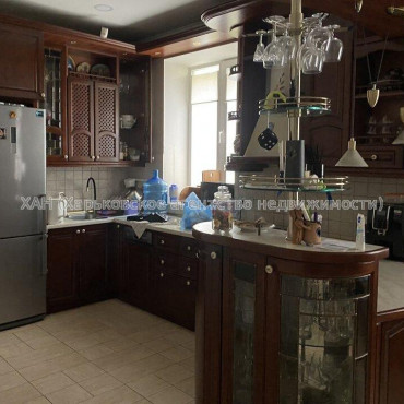 Продам будинок, 266 м², 7 соток, капитальный ремонт 