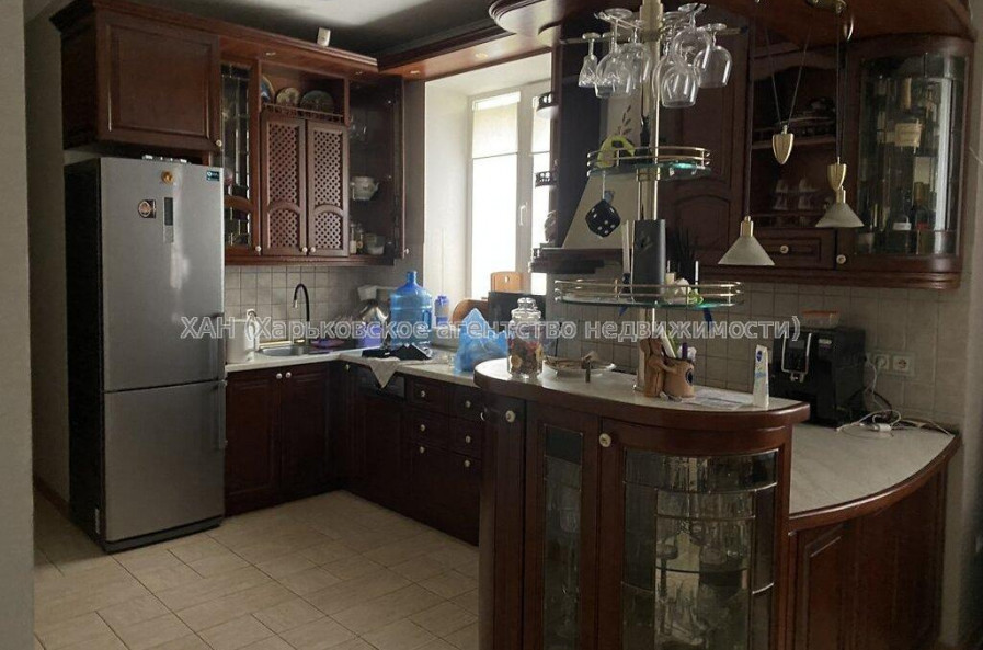 Продам будинок, 266 м², 7 соток, капитальный ремонт 