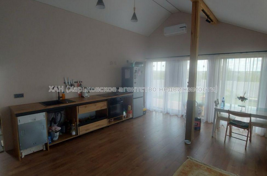 Продам будинок, 100 м², 20 соток, авторский дизайн 