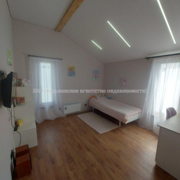 Продам будинок, 100 м², 20 соток, авторский дизайн 